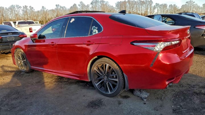 Toyota Camry  2019
