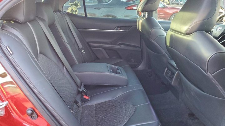 Toyota Camry  2019