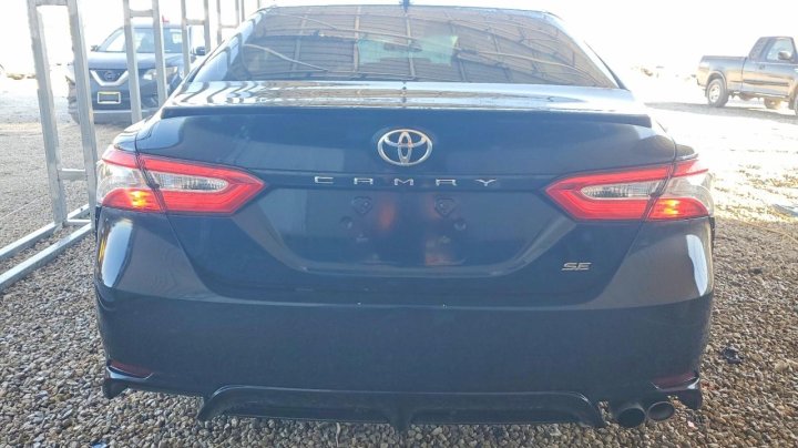 Toyota Camry  2020