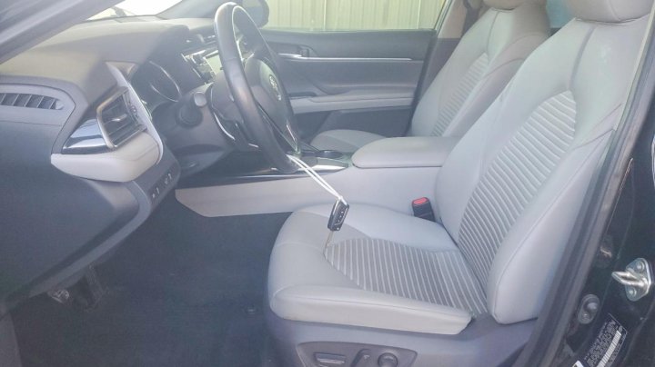 Toyota Camry  2020