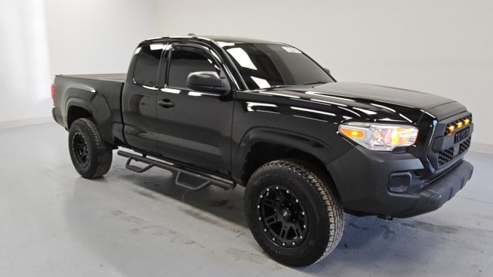 Toyota TACOMA  2022
