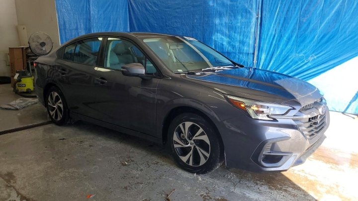 Subaru Legacy  2025