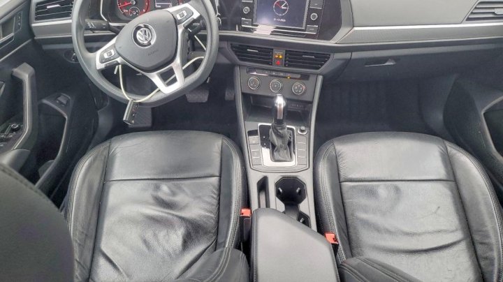 Volkswagen JETTA  2021