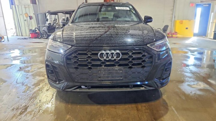Audi Q5  2025