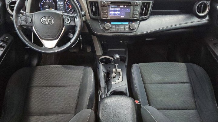 Toyota RAV4  2016