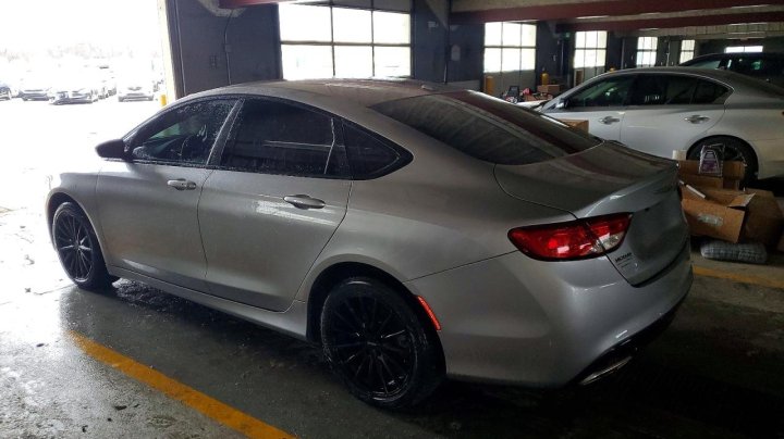 CHRYSLER 200  2016
