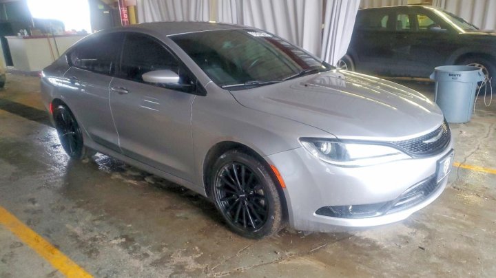 CHRYSLER 200  2016