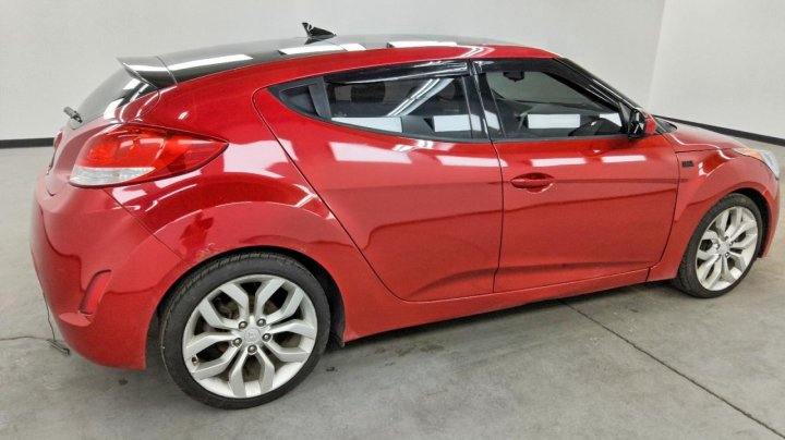 Hyundai VELOSTER  2015