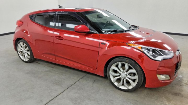 Hyundai VELOSTER  2015