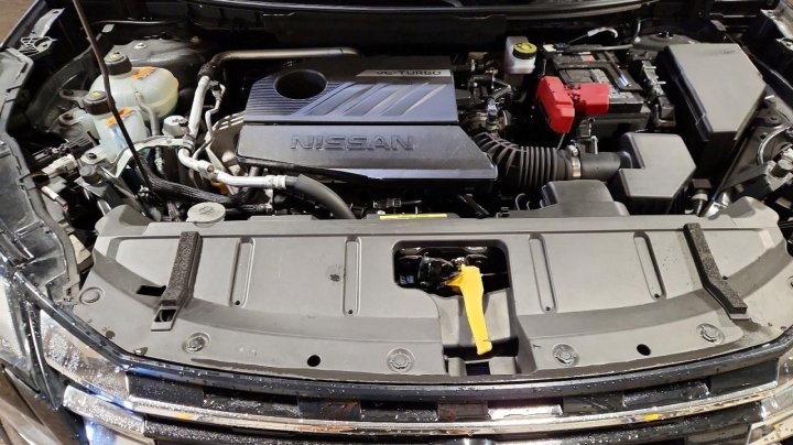 Nissan ROGUE  2024