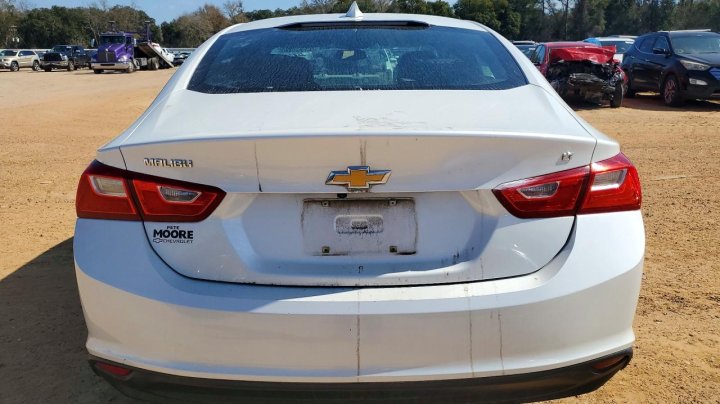 Chevrolet Malibu  2018