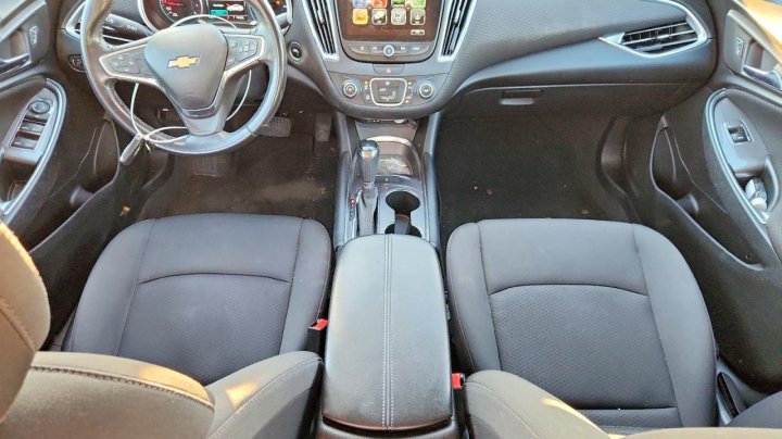 Chevrolet Malibu  2018