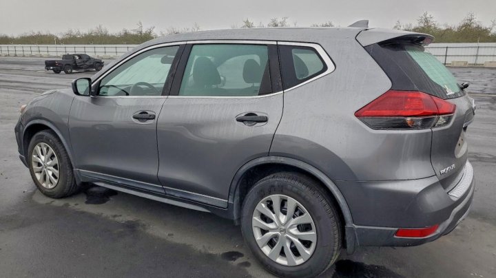 Nissan ROGUE  2018