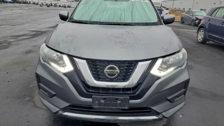 Nissan ROGUE  2018