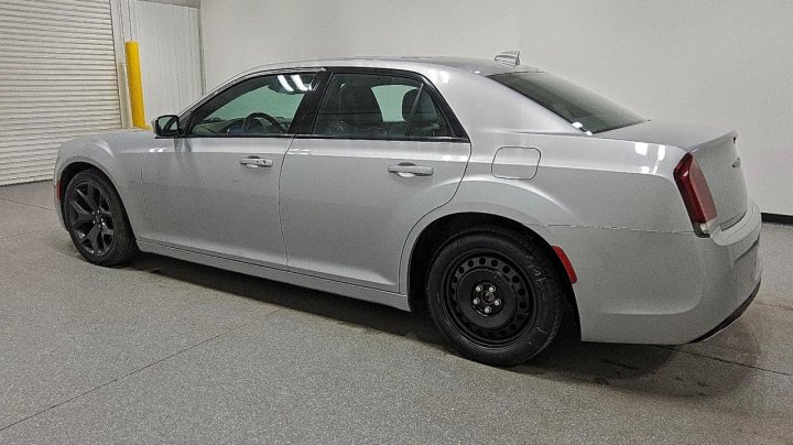CHRYSLER 300  2021