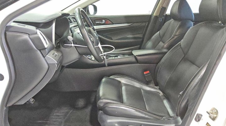 Nissan Maxima  2017