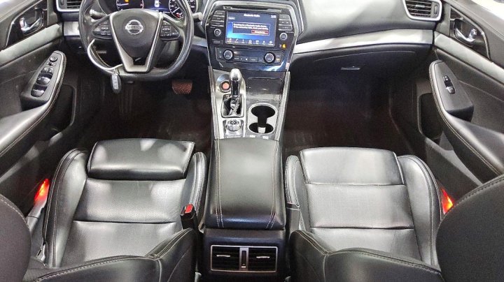 Nissan Maxima  2017