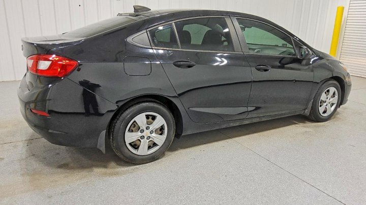 Chevrolet CRUZE  2018