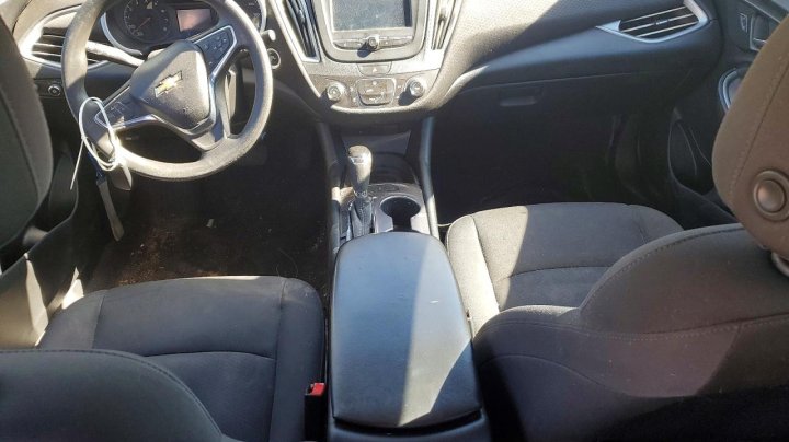 Chevrolet Malibu  2018