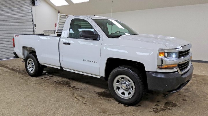 Chevrolet Silverado  2018