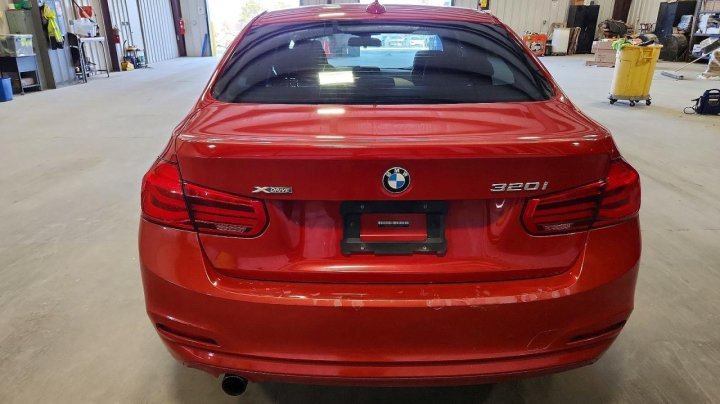 BMW 320  2016
