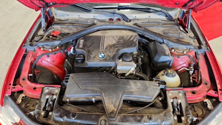 BMW 320  2016