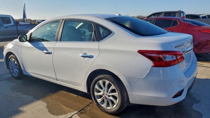 Nissan Sentra  2019