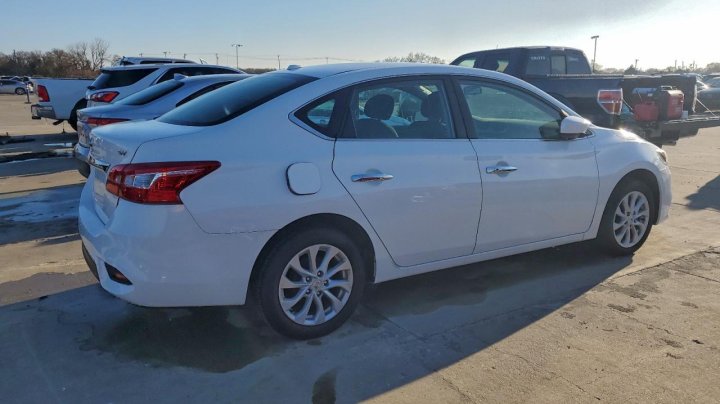 Nissan Sentra  2019