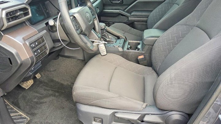 Toyota TACOMA  2024