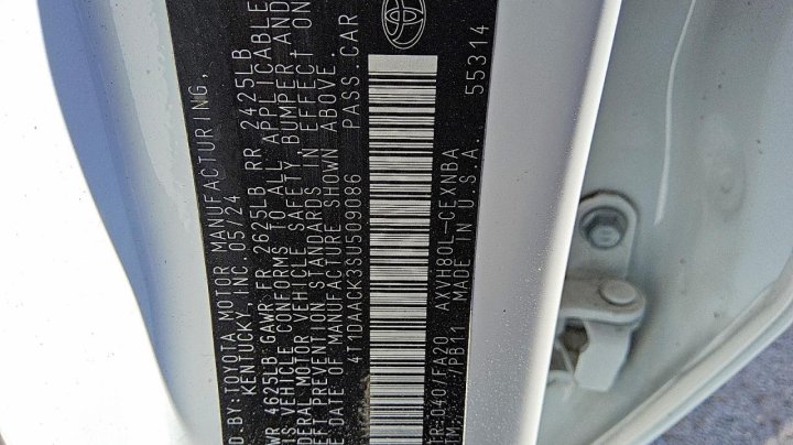 Toyota Camry  2025