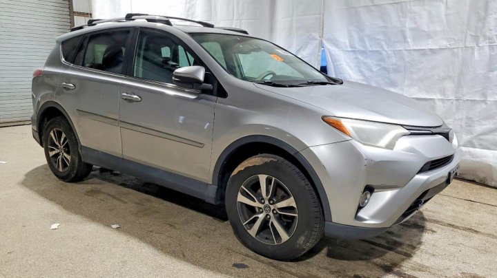 Toyota RAV4  2017
