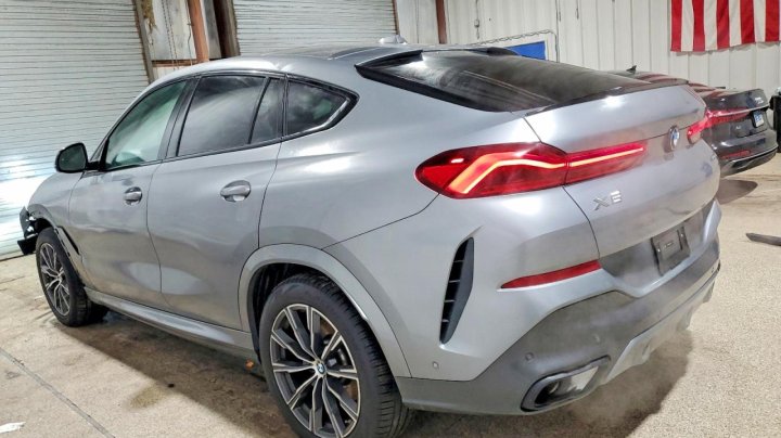 BMW X6  2025