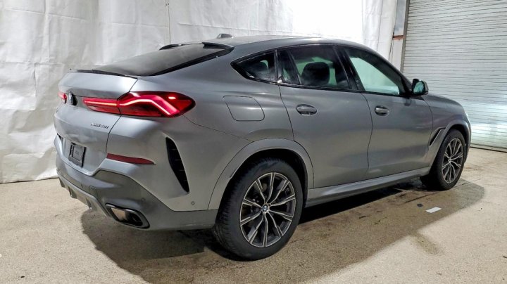 BMW X6  2025