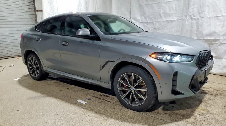 BMW X6  2025
