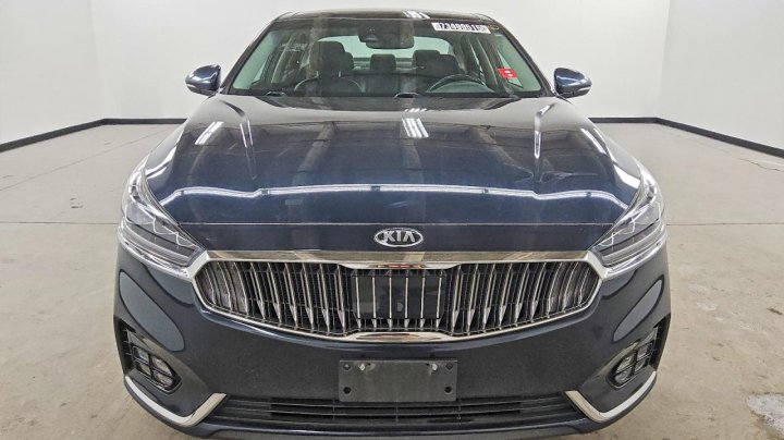 KIA CADENZA  2017