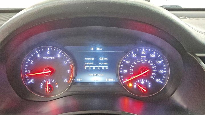 KIA CADENZA  2017