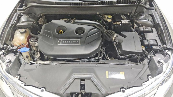 Lincoln MKZ  2016