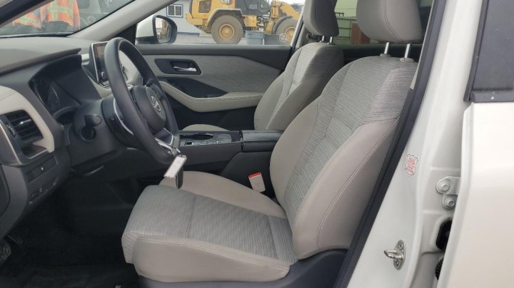 Nissan ROGUE  2023