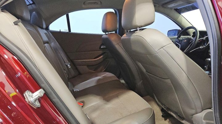 Chevrolet Malibu  2015