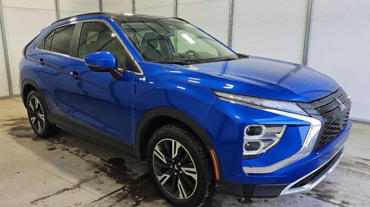 Mitsubishi ECLIPSE CROSS  2024