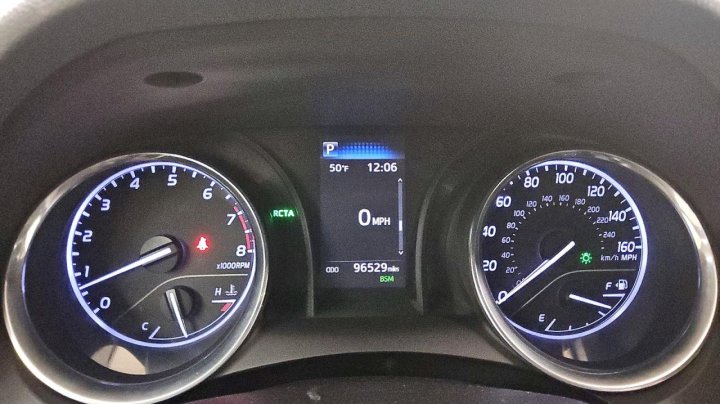 Toyota Camry  2019