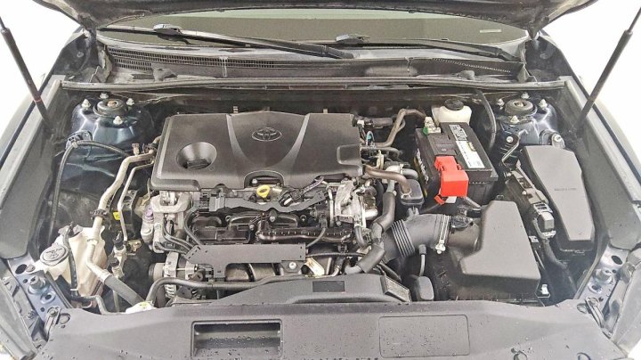 Toyota Camry  2019