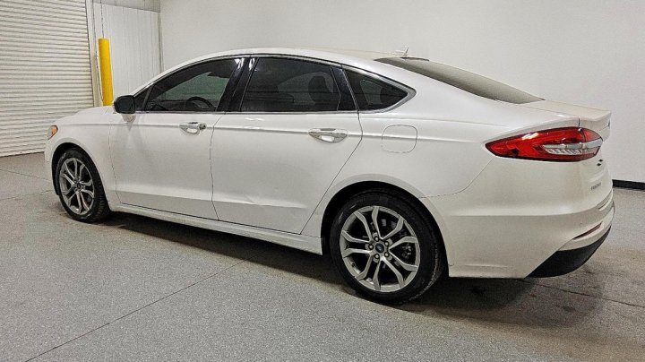 Ford FUSION  2019
