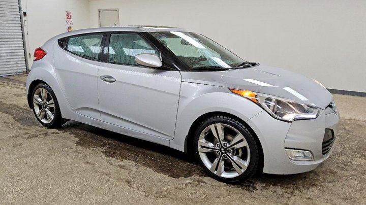 Hyundai VELOSTER  2017