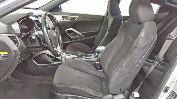 Hyundai VELOSTER  2017
