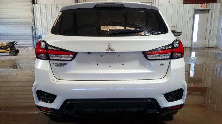 Mitsubishi OUTLANDER SPORT  2020