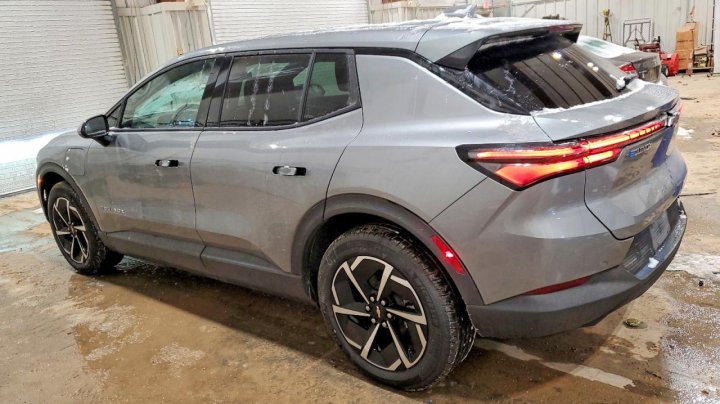Chevrolet Equinox  2025