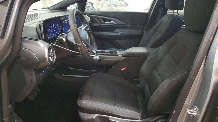 Chevrolet Equinox  2025