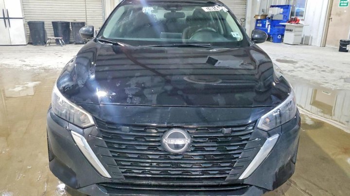 Nissan Sentra  2025