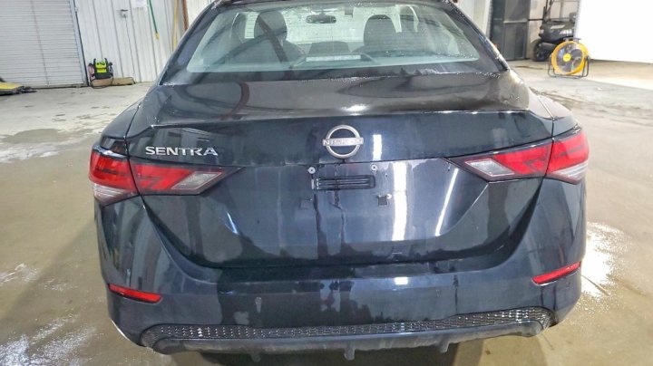 Nissan Sentra  2025